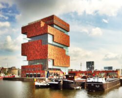 Naar het MAS in Antwerpen