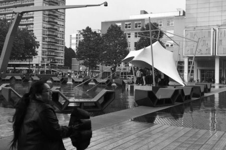 Hand in hand in Rotterdam